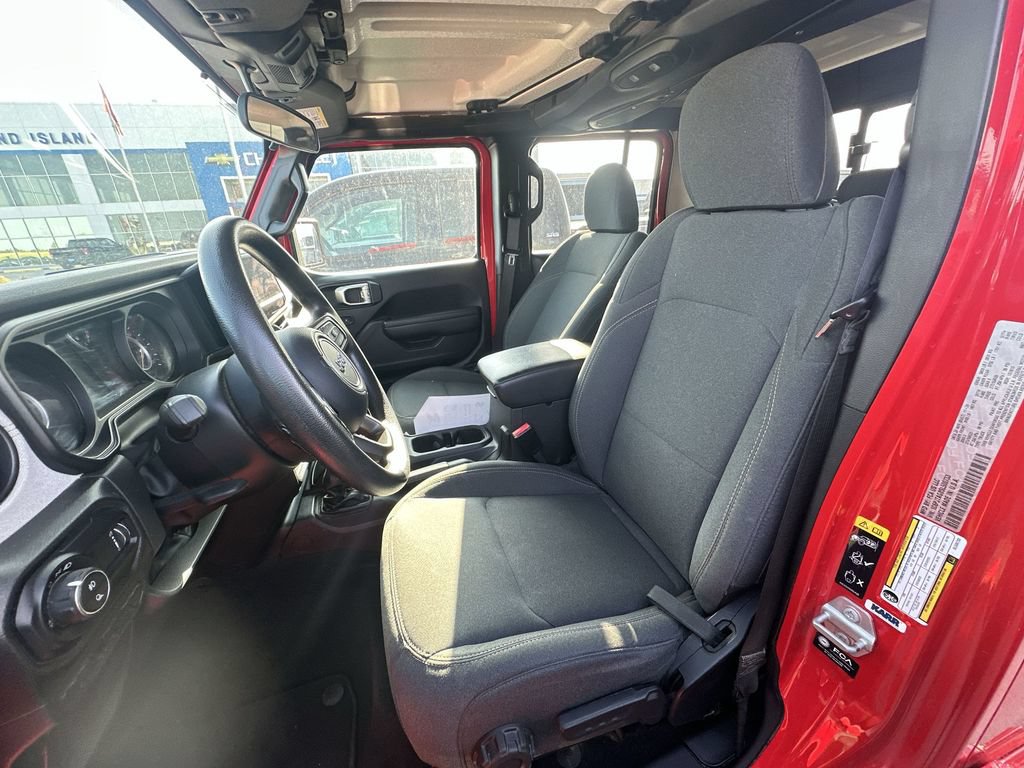 Used 2025 Jeep Gladiator Sport AWD/4WD image 20