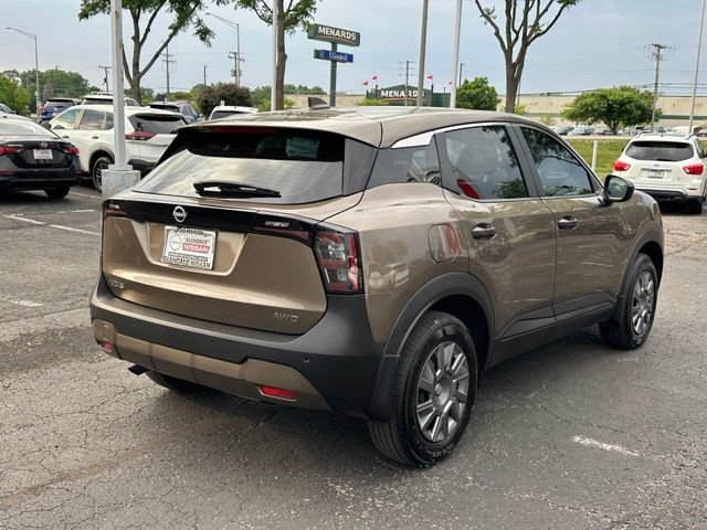 Used 2025 Nissan Kicks S AWD/4WD image 4