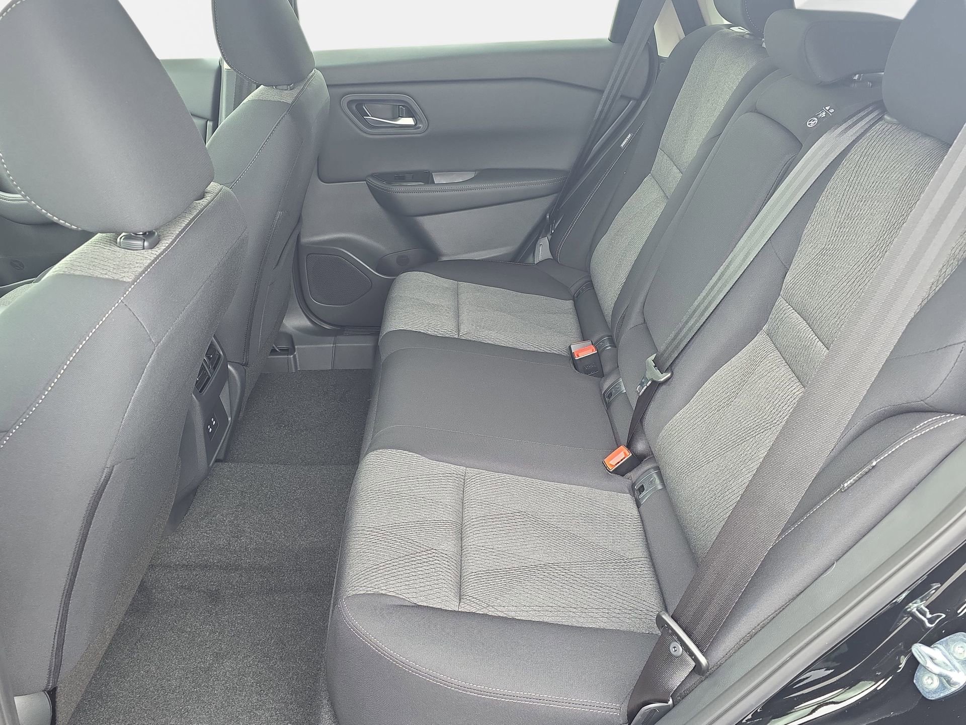 New 2026 Nissan Rogue SV FWD image 14