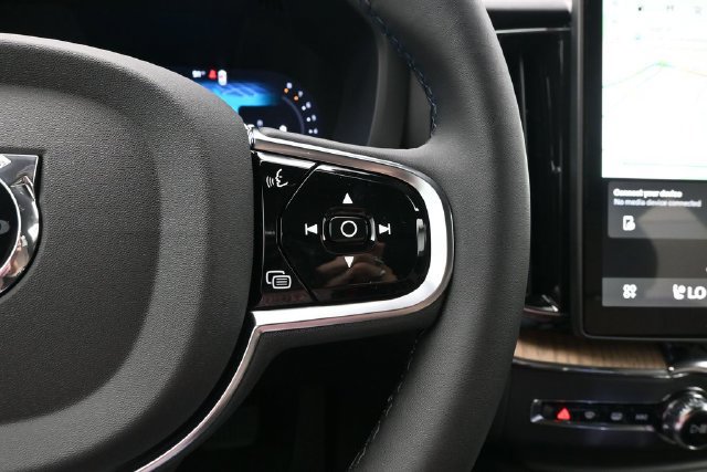 New 2027 Volvo XC60 B5 Core AWD/4WD image 24