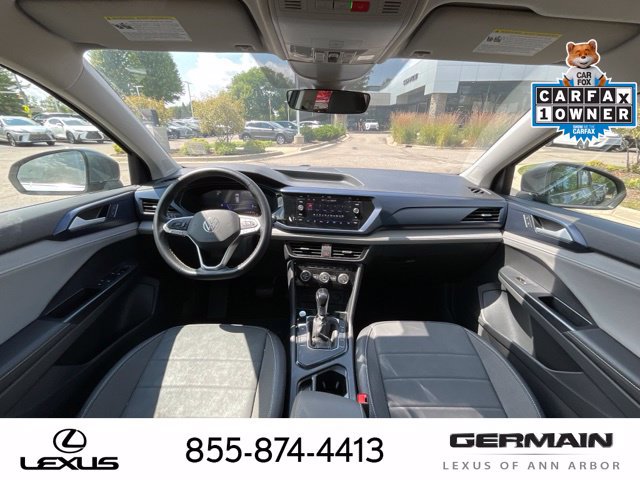 Used 2024 Volkswagen Taos SE FWD image 14