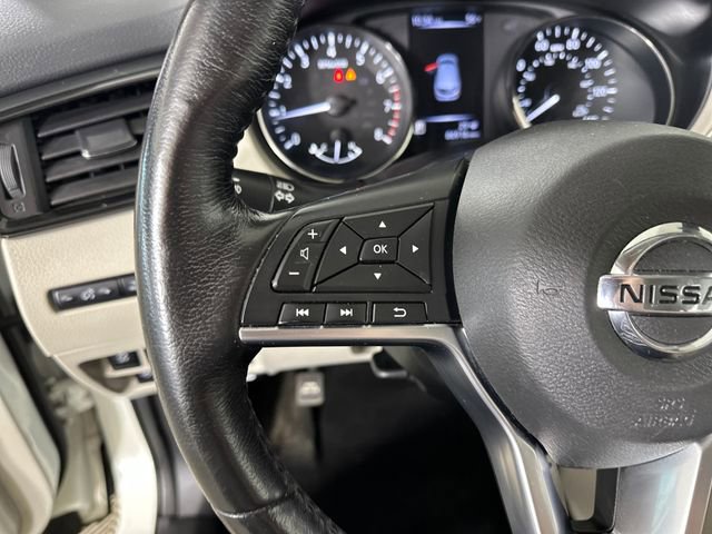 Used 2018 Nissan Rogue Sport SL w/ SL Premium Package image 15