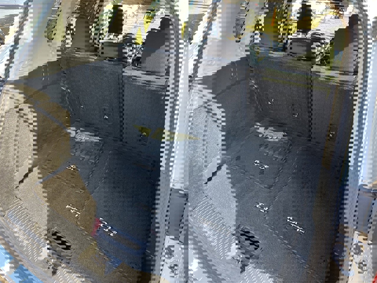 Certified 2023 Nissan Rogue SV image 27