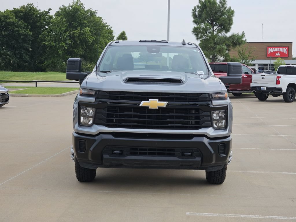 Used 2025 Chevrolet Silverado 3500 W/T AWD/4WD video 2