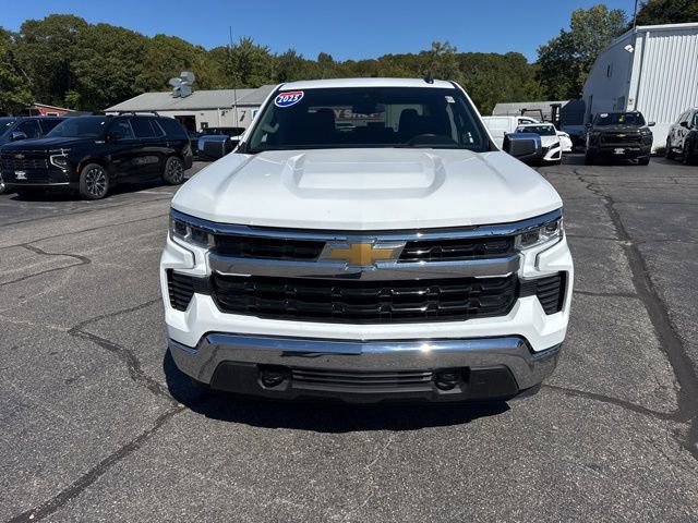 Used 2025 Chevrolet Silverado 1500 LT image 3