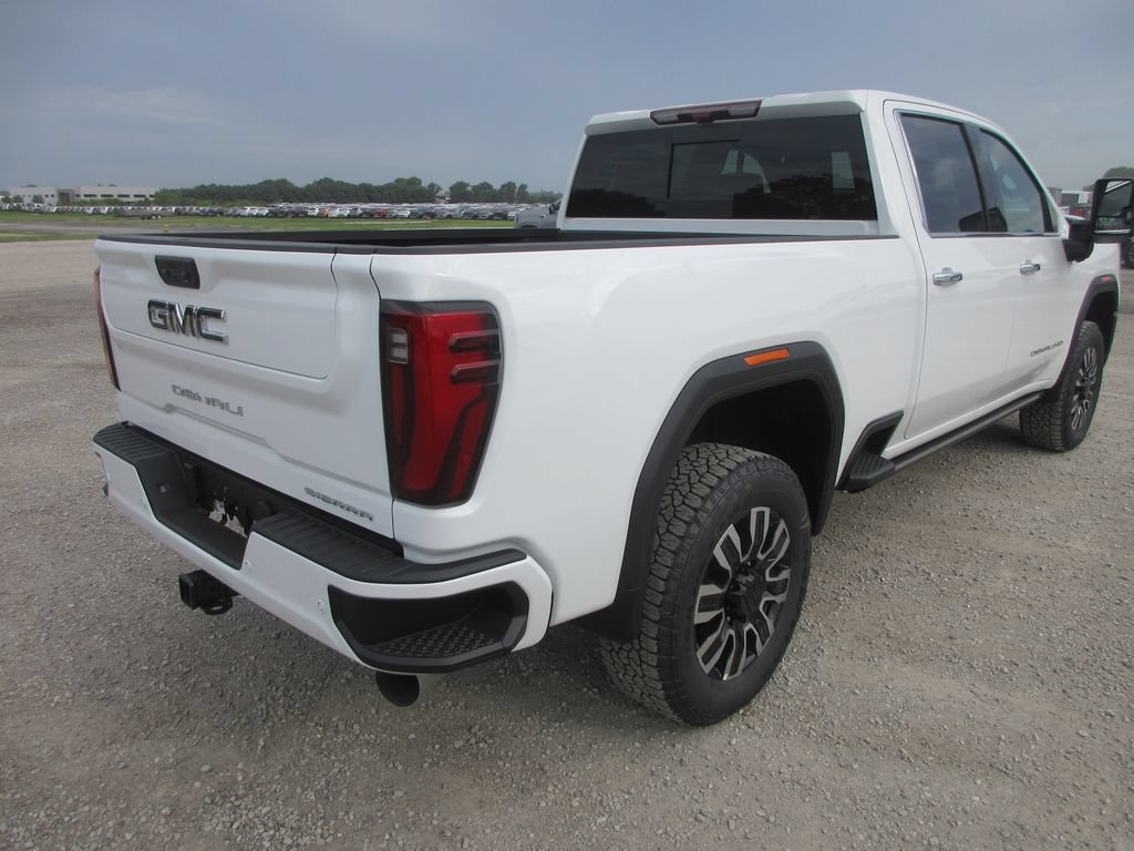 New 2026 GMC Sierra 2500 Denali Ultimate AWD/4WD image 5