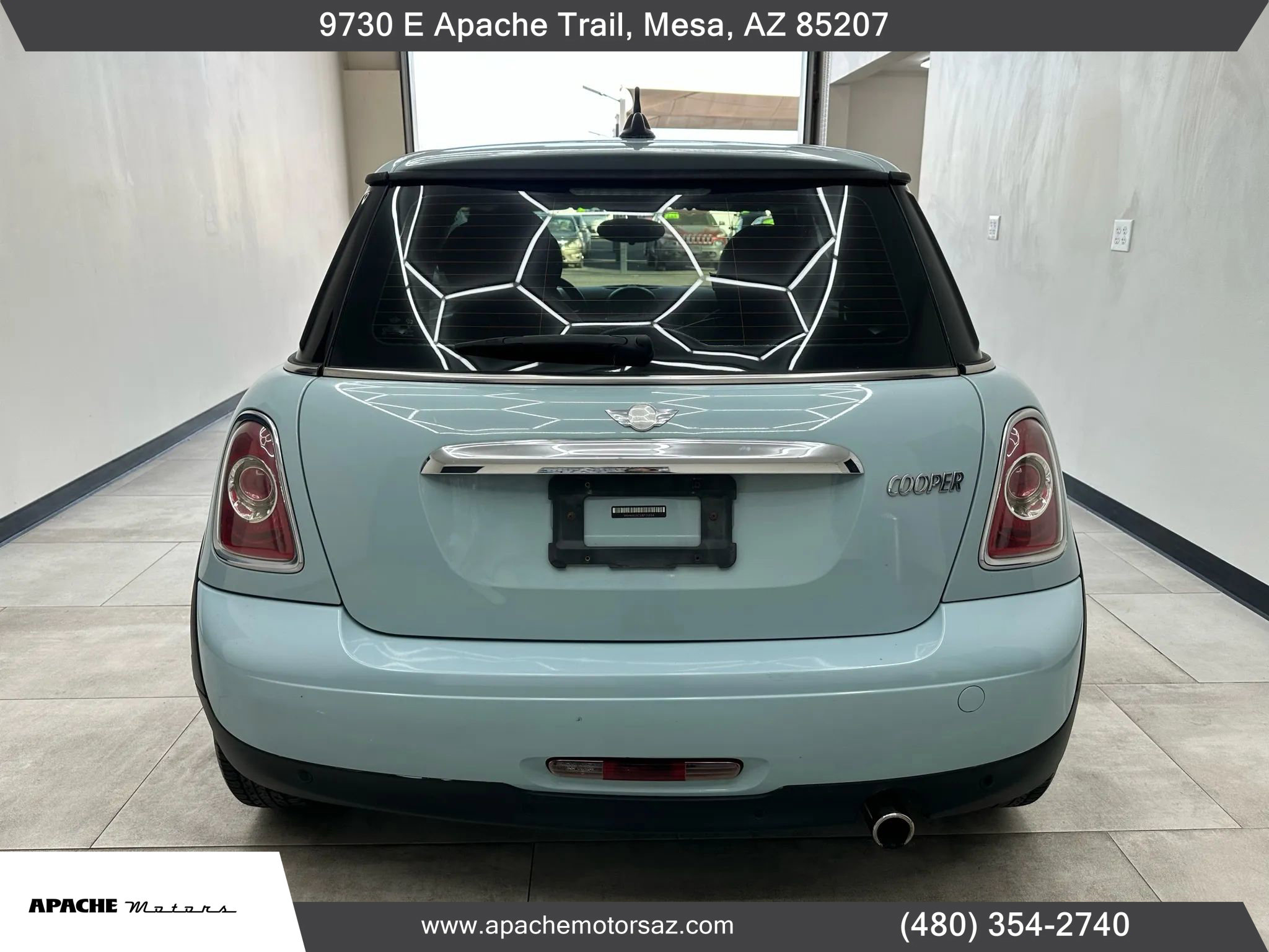 Used 2011 MINI Cooper Hardtop image 9