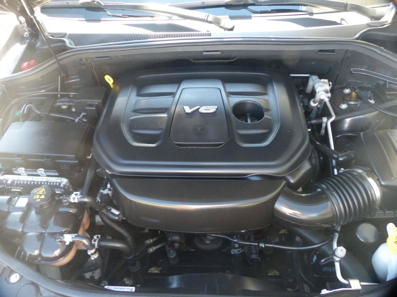 Used 2019 Jeep Grand Cherokee Overland AWD/4WD image 31
