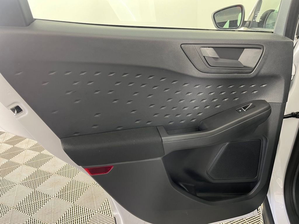 Used 2020 Ford Escape S image 12