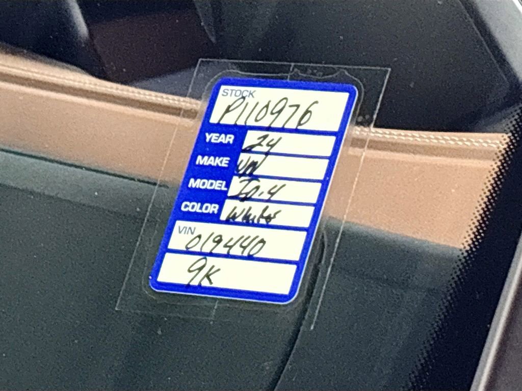 Certified 2024 Volkswagen ID.4 2WD image 26