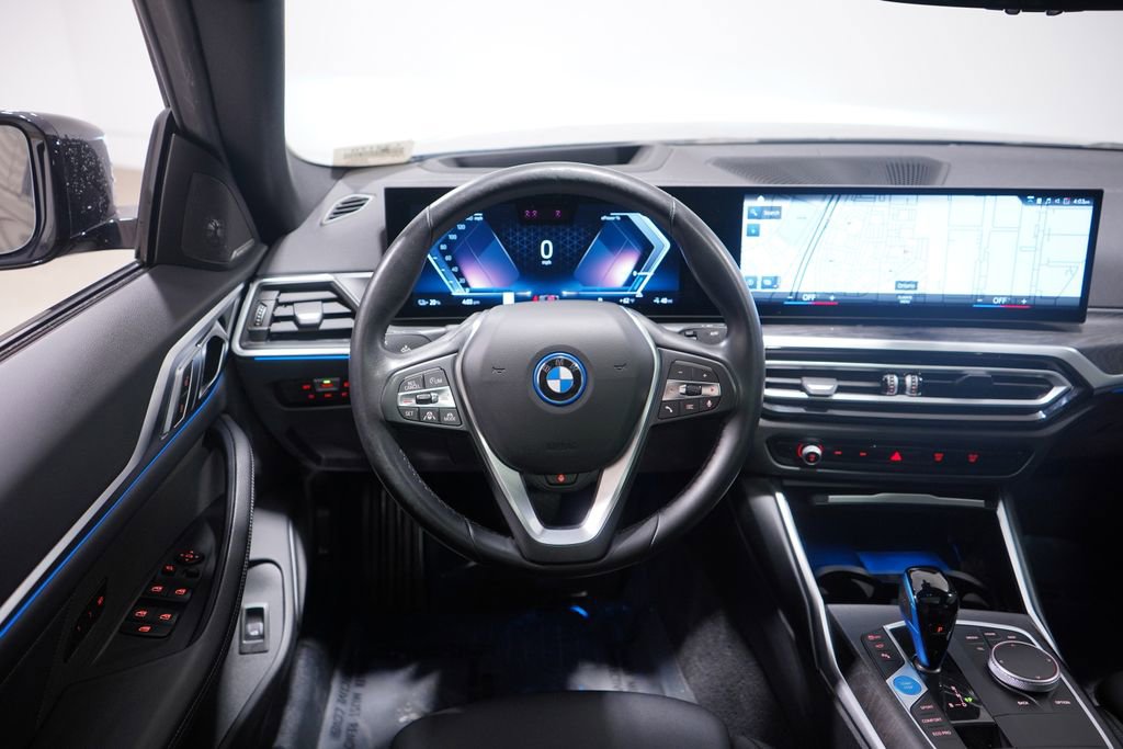 Used 2023 BMW i4 eDrive35 image 11