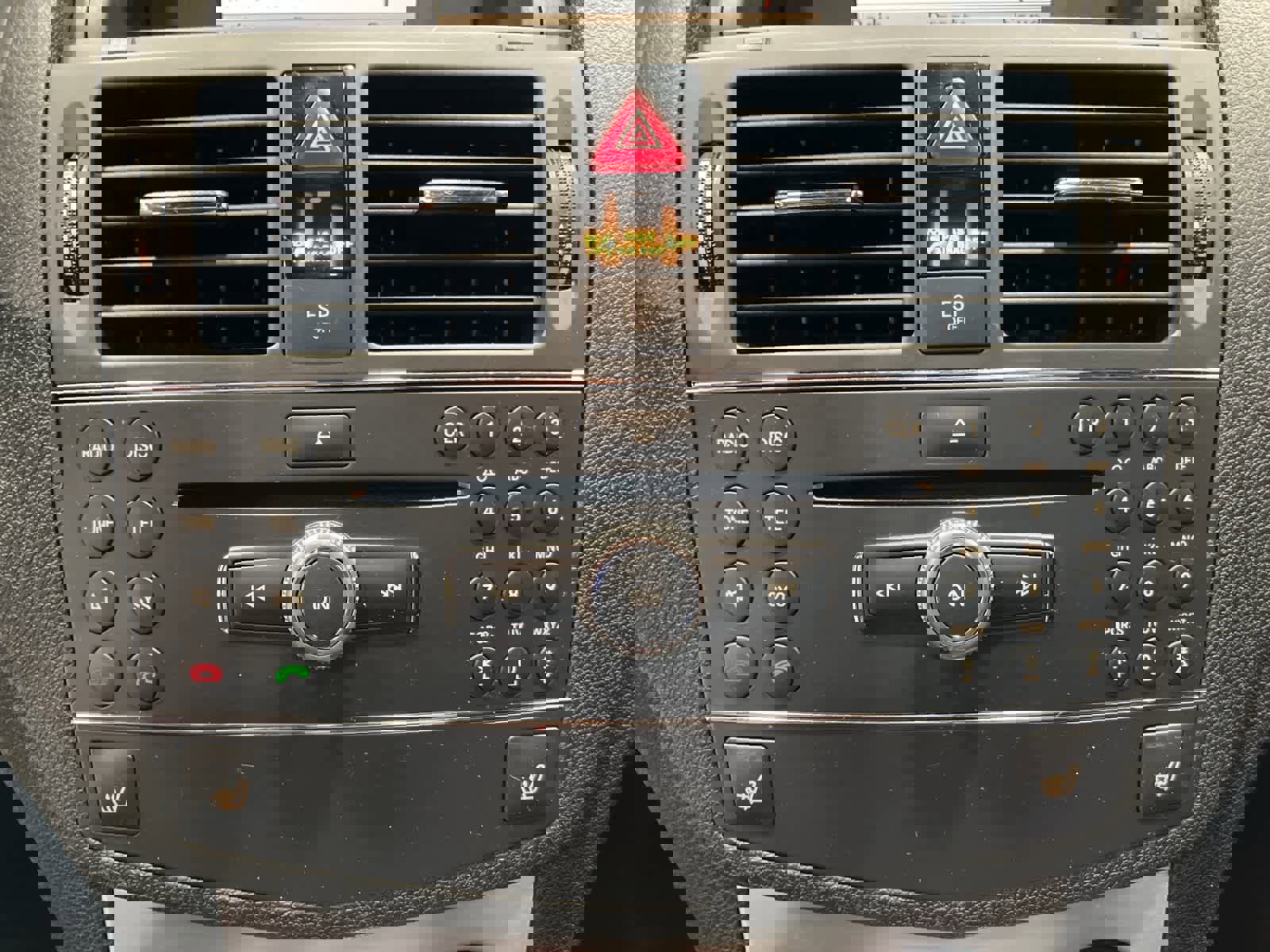 Used 2008 Mercedes-Benz C 300 Sedan image 22