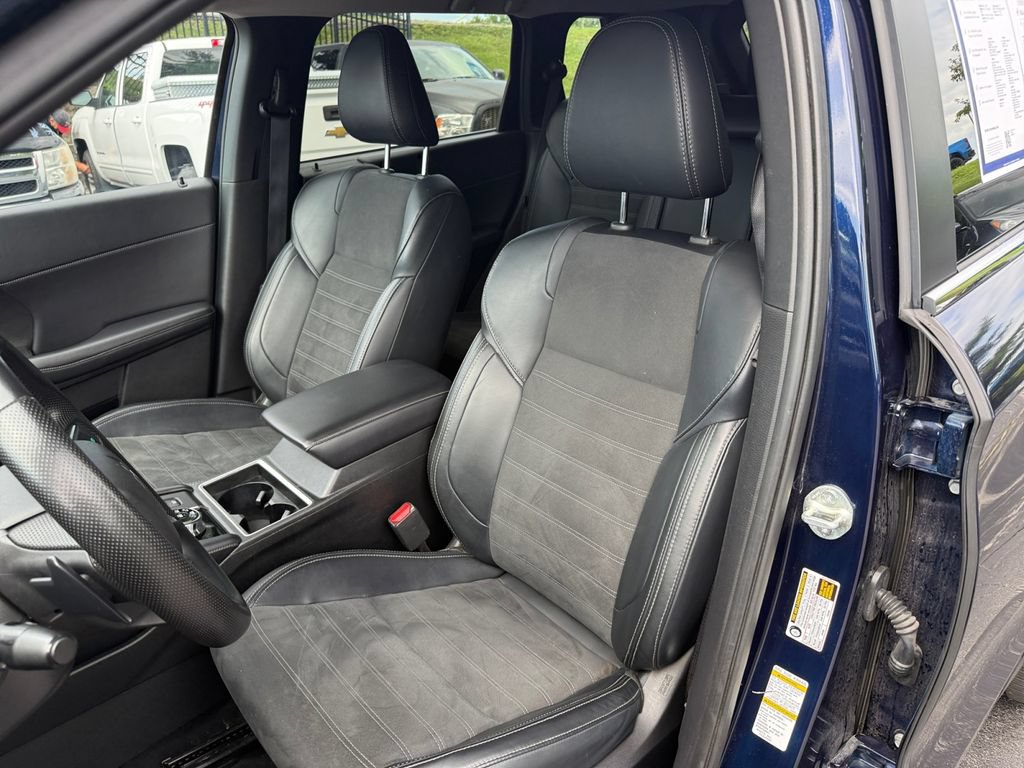 Used 2024 Mitsubishi Outlander SE AWD/4WD image 17