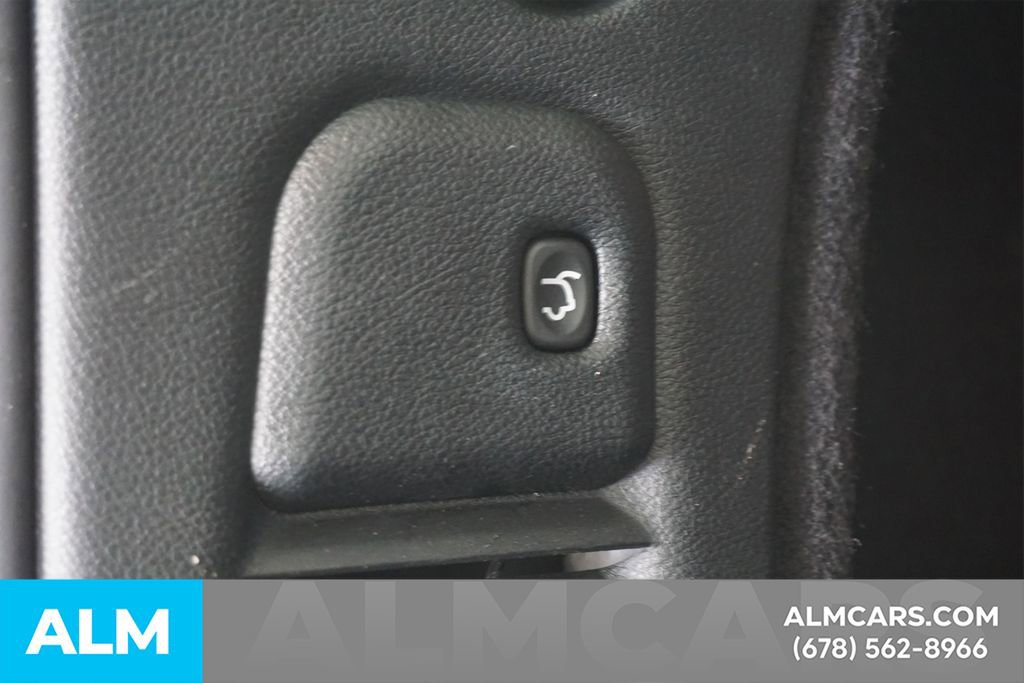 Used 2025 Dodge Durango GT RWD image 23