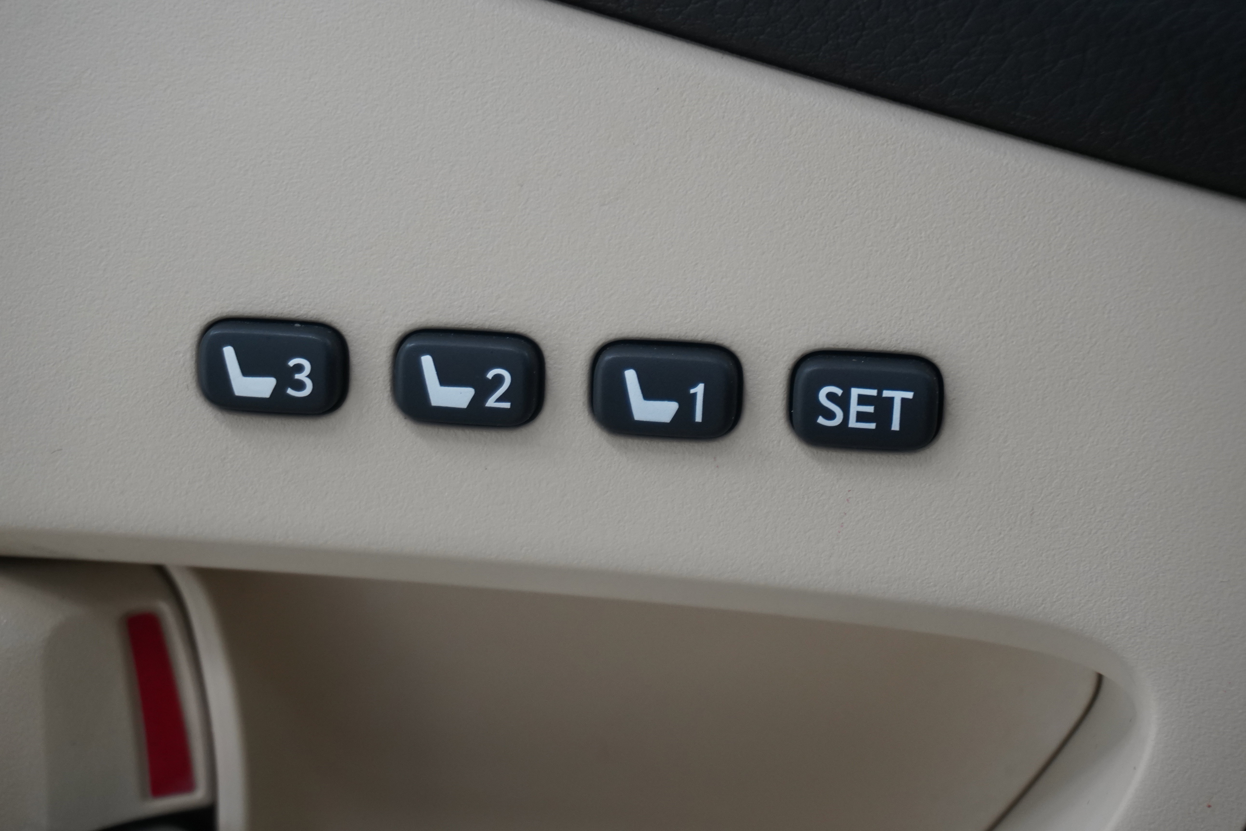 Used 2012 Lexus RX 350 FWD image 15