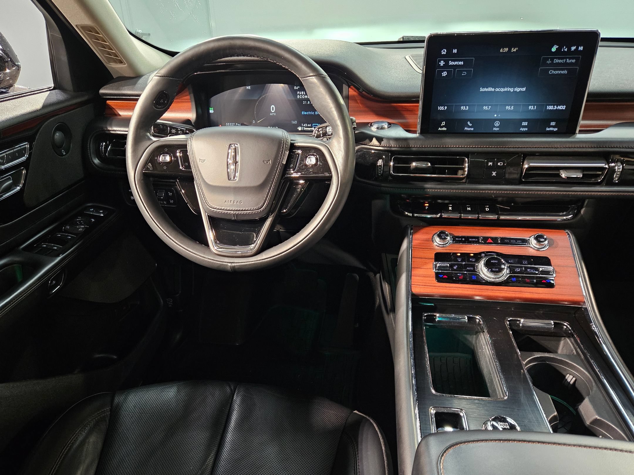 Used 2022 Lincoln Aviator Grand Touring w/ Elements Package Plus AWD/4WD image 9