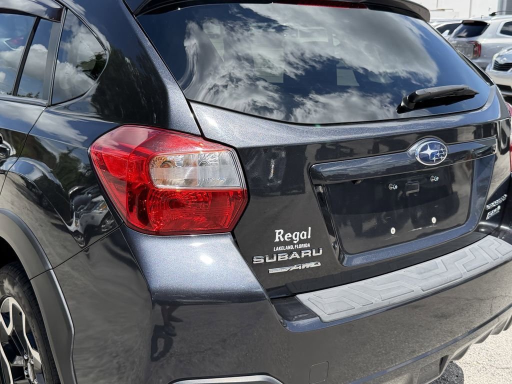 Used 2017 Subaru Crosstrek 2.0i Premium AWD/4WD image 11