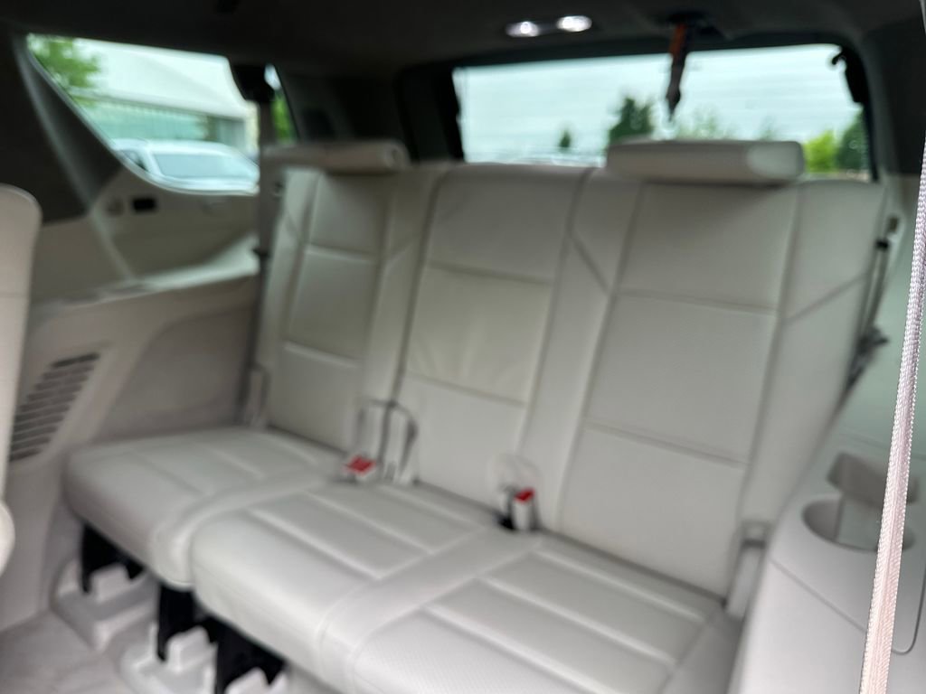 Used 2025 Cadillac Escalade Sport Platinum w/ LPO, ONYX Package AWD/4WD image 38