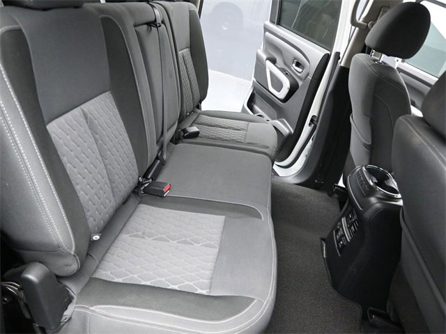 Used 2024 Nissan Titan SV w/ SV Convenience Package image 25