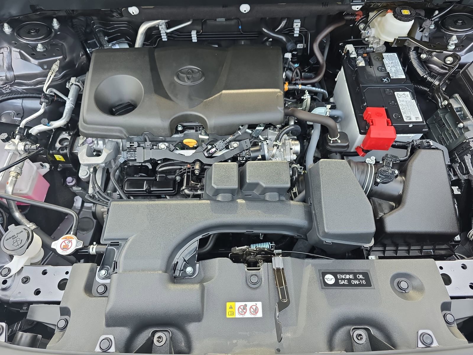 Used 2024 Toyota RAV4 XLE w/ Convenience Package image 30