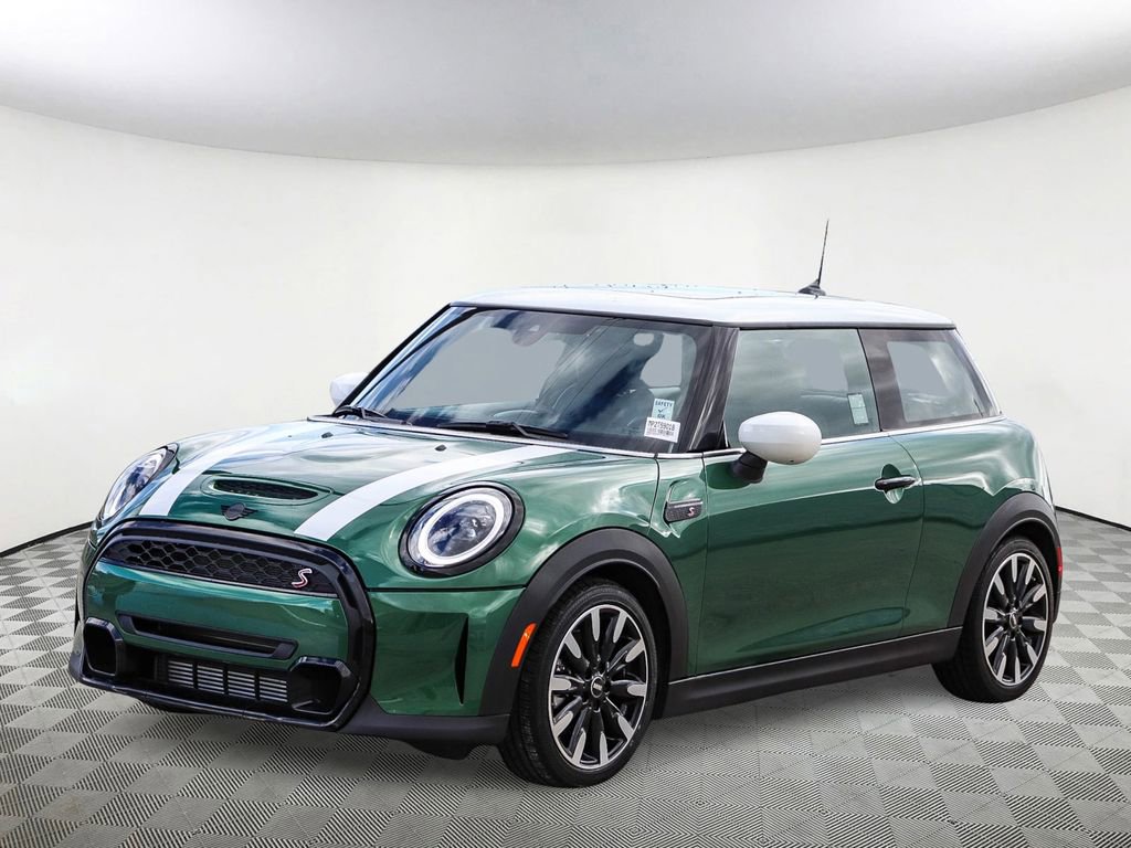 Used 2023 MINI Cooper S image 4