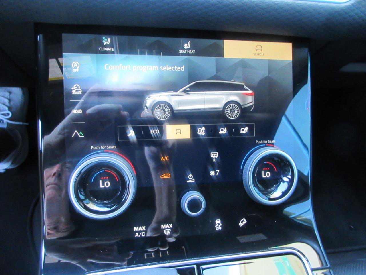 Used 2023 Land Rover Range Rover Velar R-Dynamic S AWD/4WD image 63