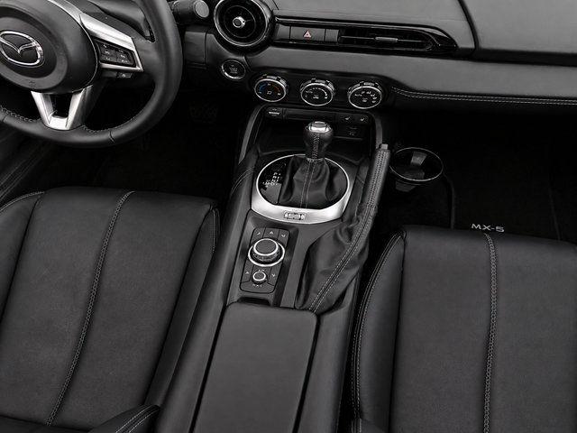 Used 2025 MAZDA MX-5 Miata RF Grand Touring RWD image 15