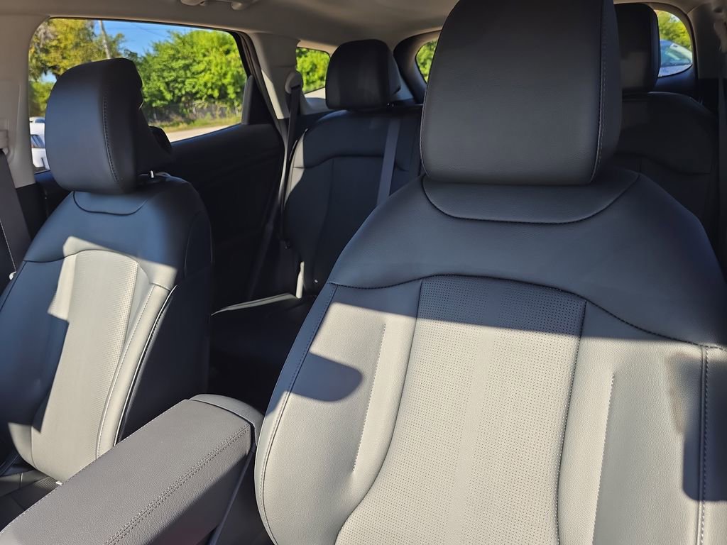 New 2026 Kia Sportage EX w/ EX Panorama Roof Package image 24