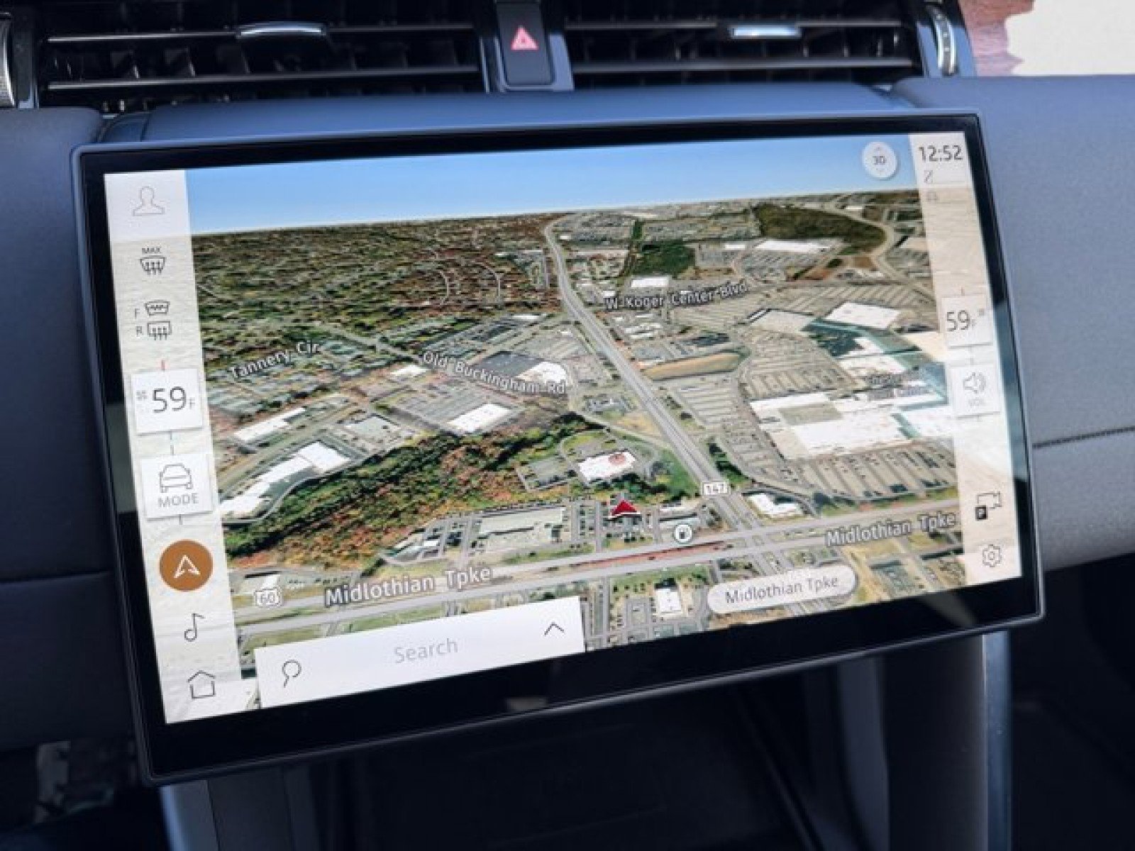 Used 2024 Land Rover Discovery Sport S image 16