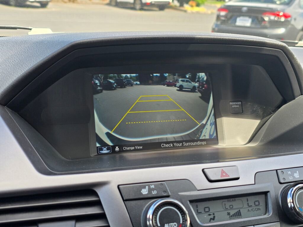Used 2014 Honda Odyssey Touring image 25