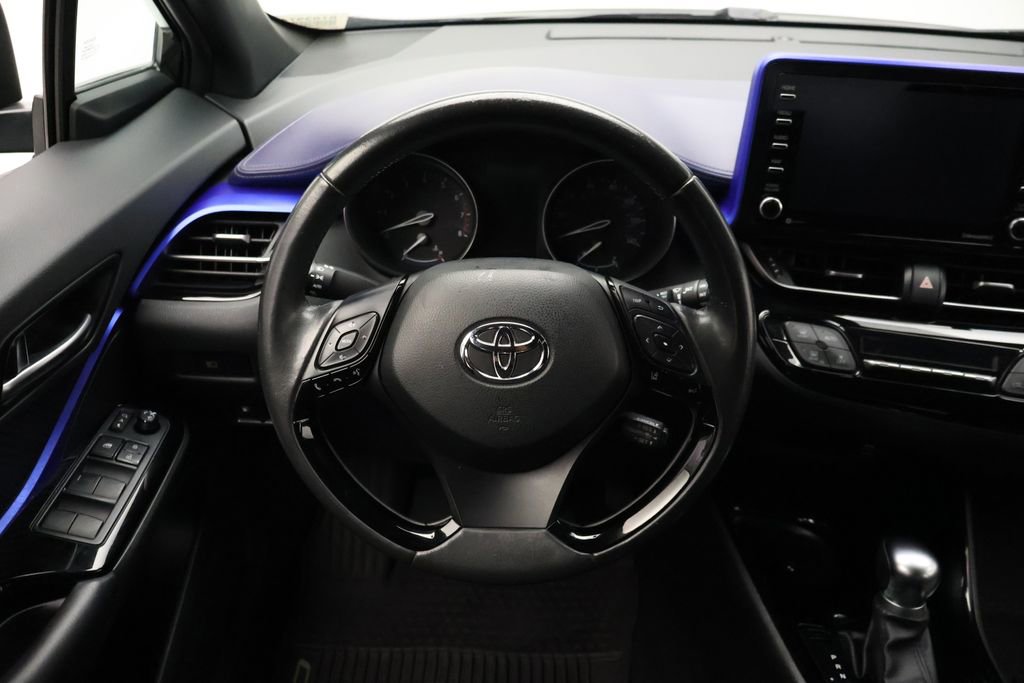 Certified 2020 Toyota C-HR XLE image 23