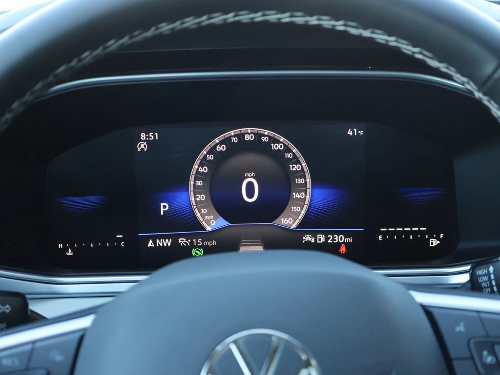 New 2026 Volkswagen Taos SE FWD image 27