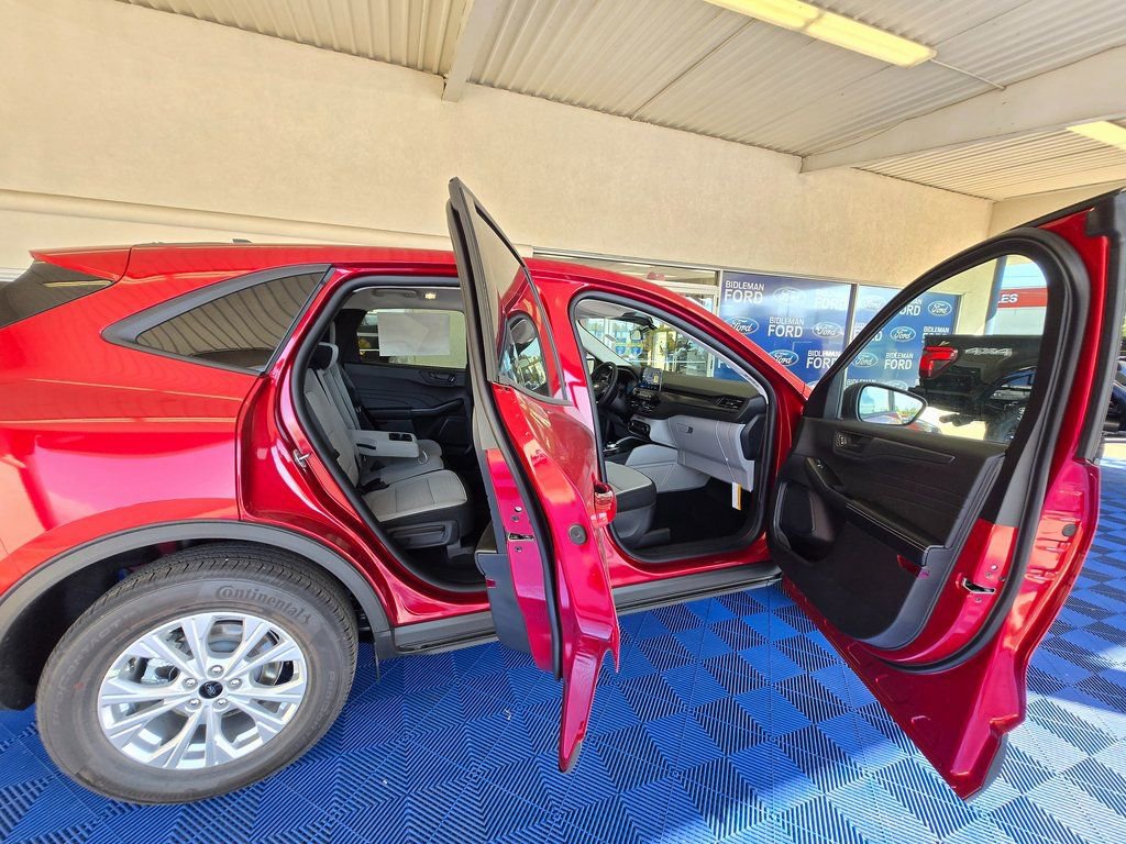 New 2025 Ford Escape Active w/ Cold Weather Package image 28