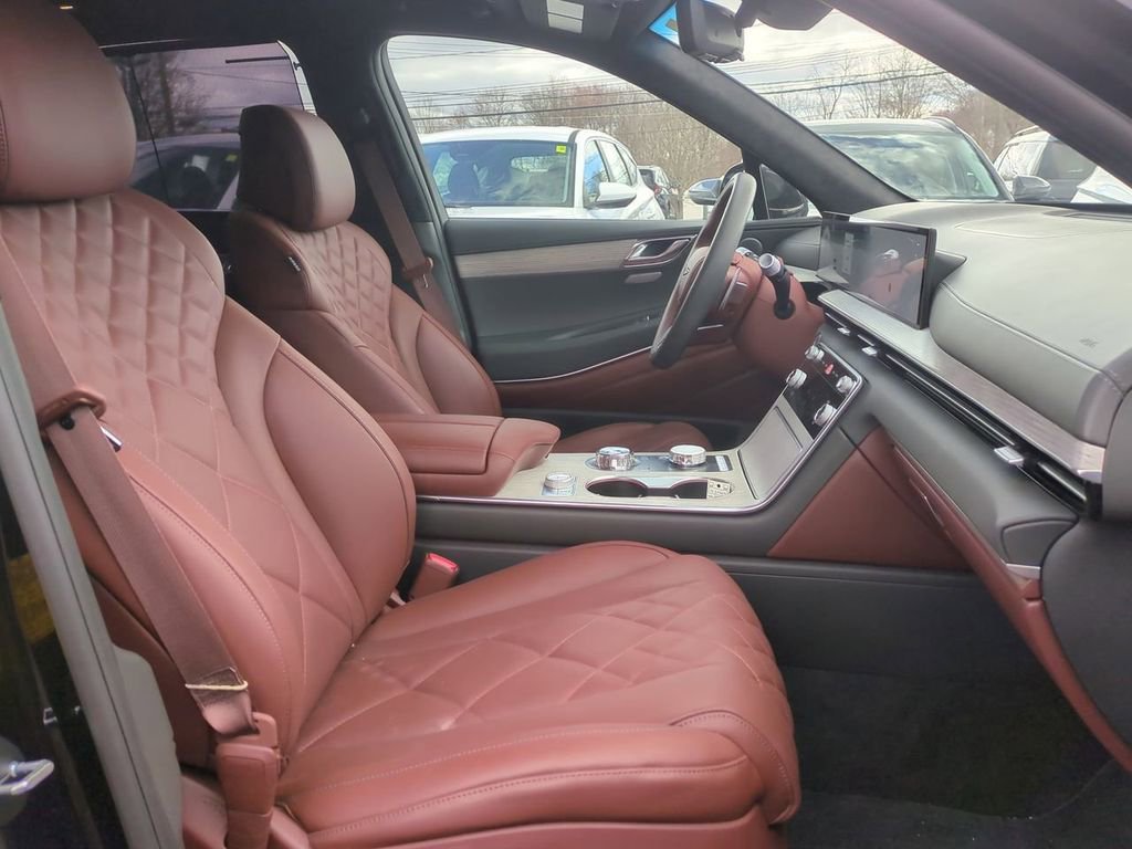 Used 2025 Genesis GV80 3.5T Prestige image 28