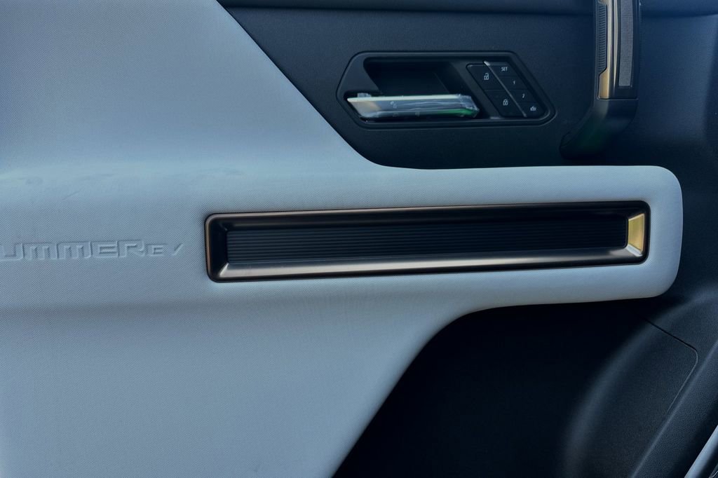 New 2025 GMC Hummer EV 3X w/ Extreme Off-Road Package AWD/4WD image 8