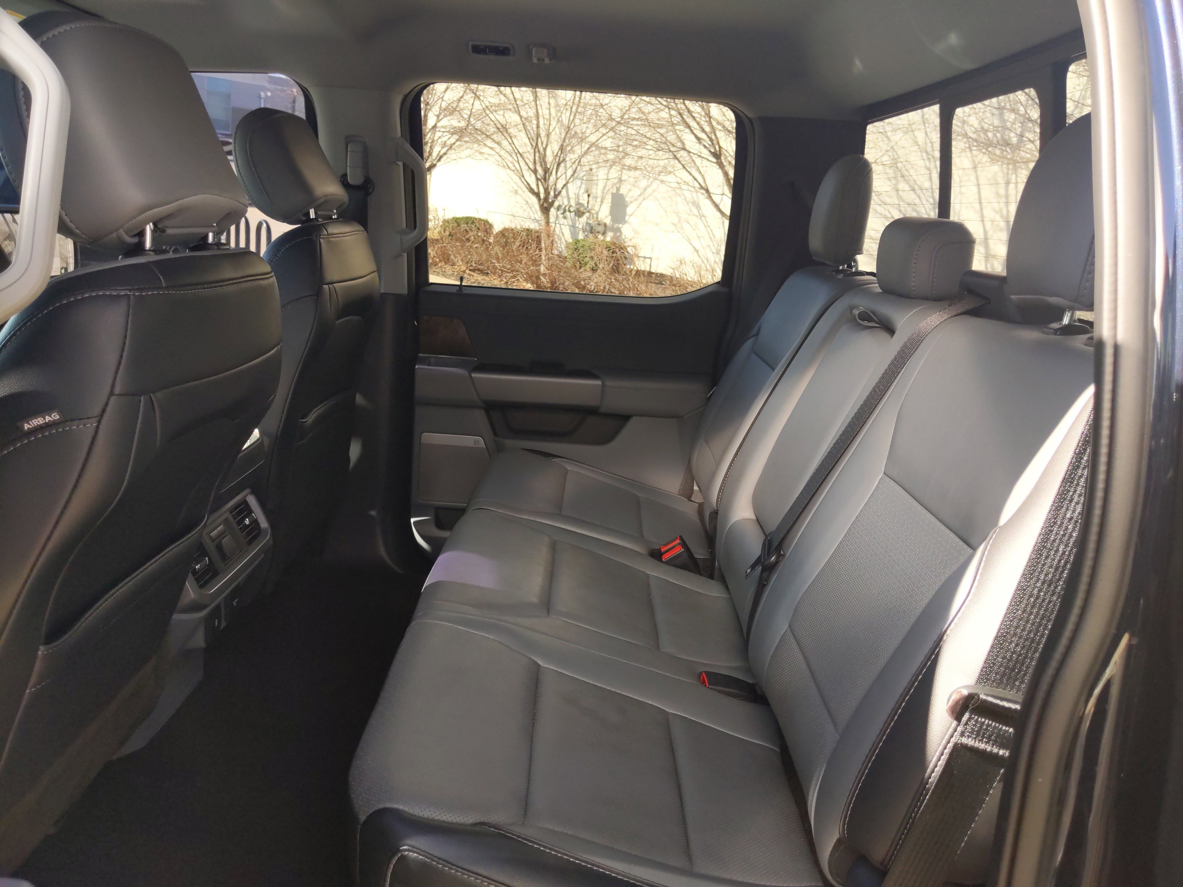 Used 2021 Ford F150 Lariat w/ Equipment Group 502A High image 23