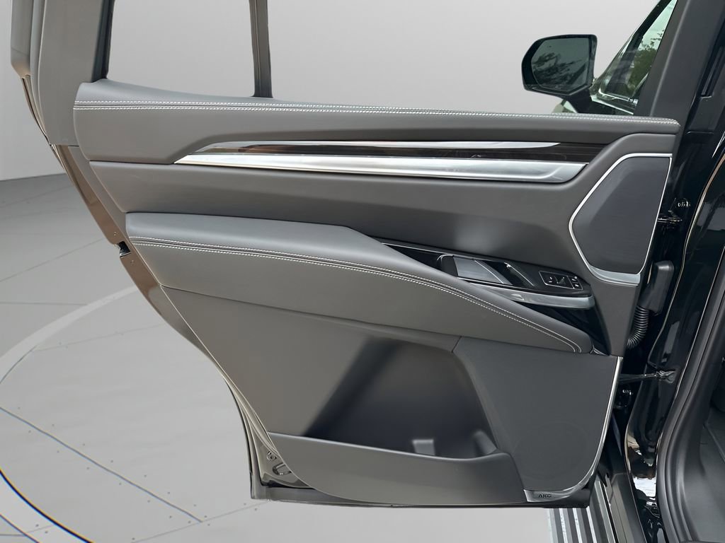 New 2026 Cadillac Escalade Luxury w/ LPO, Floor Liner Package image 20