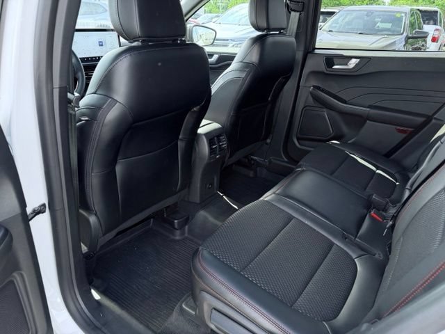 Used 2024 Ford Escape ST-Line w/ Tech Pack #1 AWD/4WD image 23