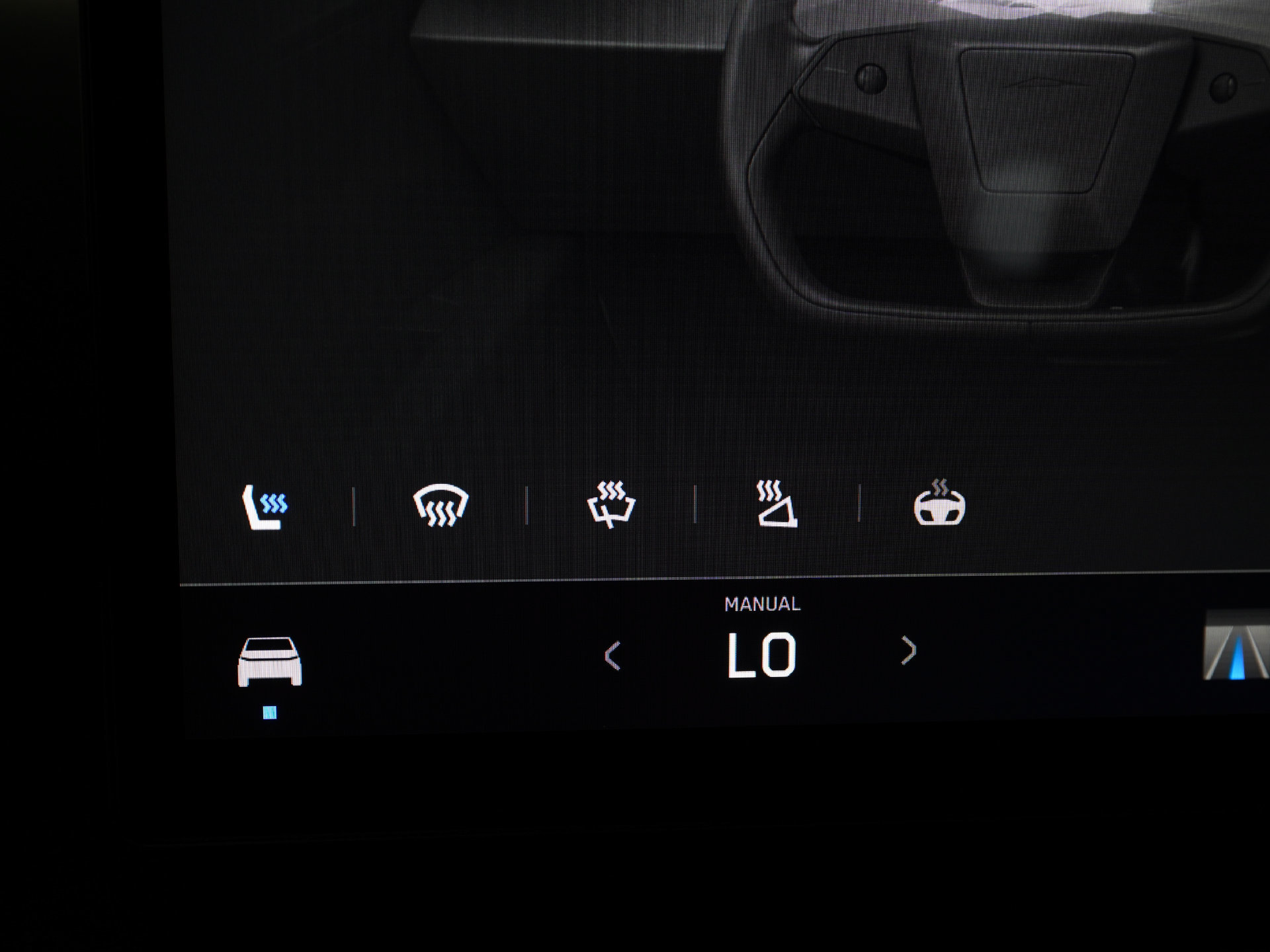 Used 2025 Tesla Cybertruck AWD Crew Cab image 24