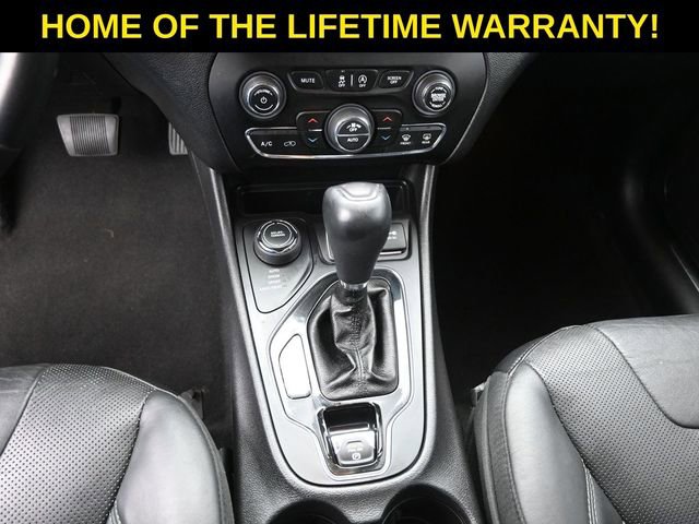 Used 2020 Jeep Cherokee Limited AWD/4WD image 35