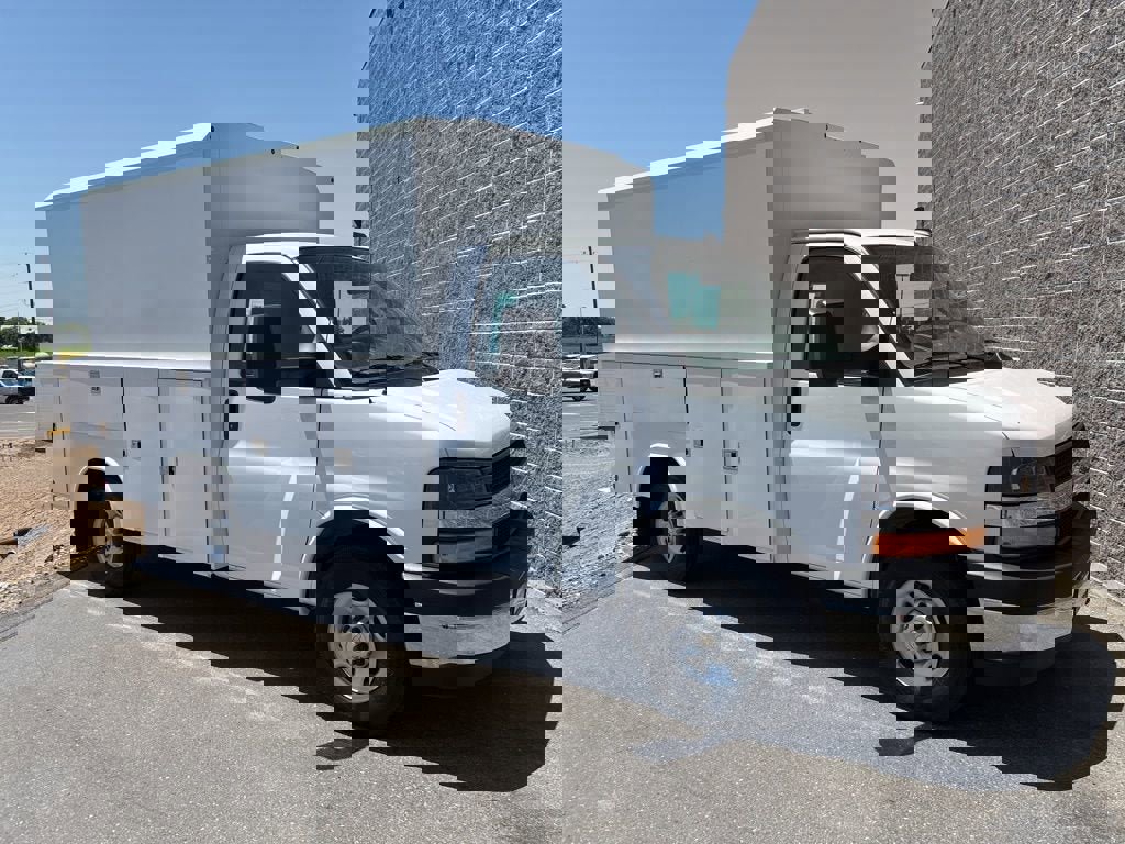 New 2025 Chevrolet Express 3500 w/ Power Convenience Package