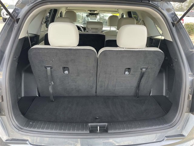 Certified 2023 Kia Sorento S image 3