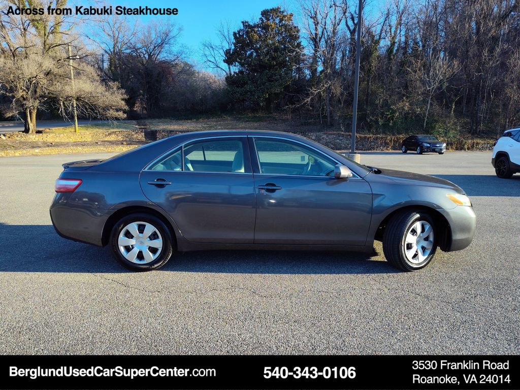 Used 2008 Toyota Camry LE image 3