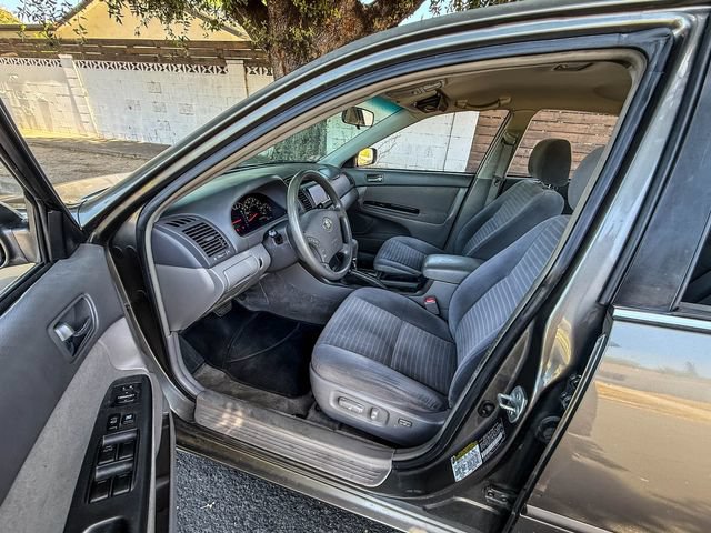 Used 2006 Toyota Camry LE FWD image 5