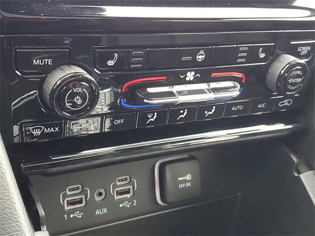 New 2025 Jeep Grand Cherokee Limited w/ Trailer Tow Package image 28