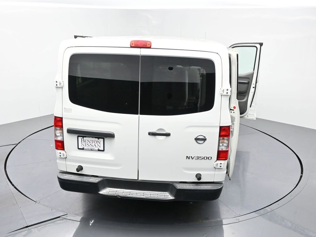 Used 2018 Nissan NV 3500 S RWD image 27