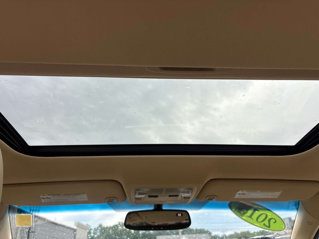 Used 2014 Toyota Avalon XLE Touring FWD image 12