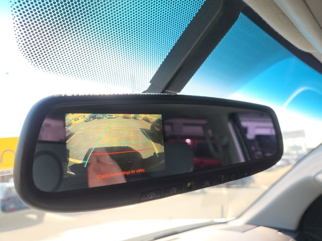 Used 2013 Toyota Tundra 4x4 CrewMax w/ SR5 Pkg image 33