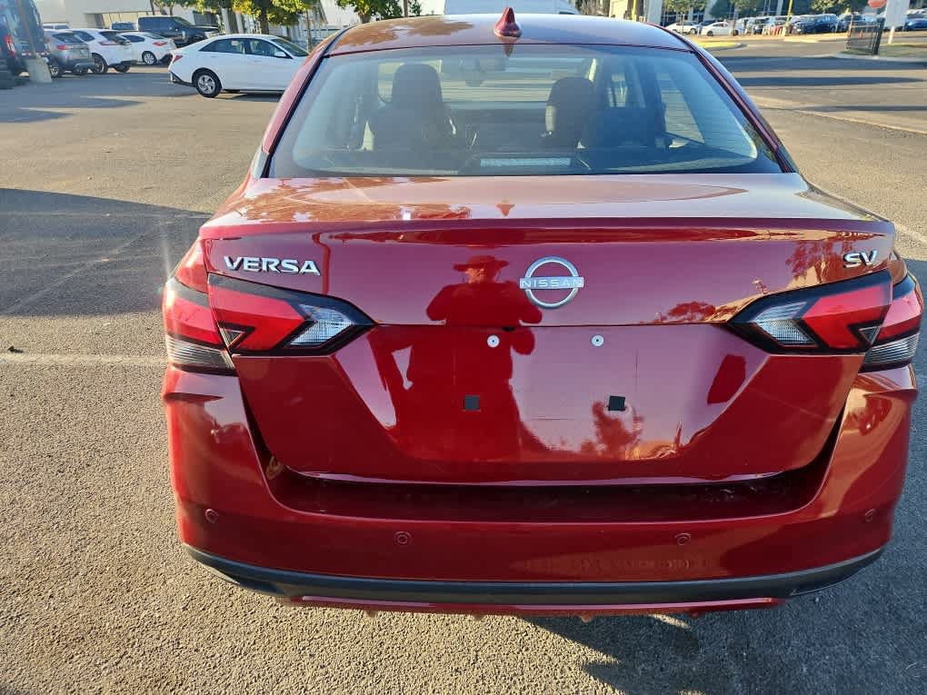 Used 2024 Nissan Versa SV w/ Trunk Package FWD image 7