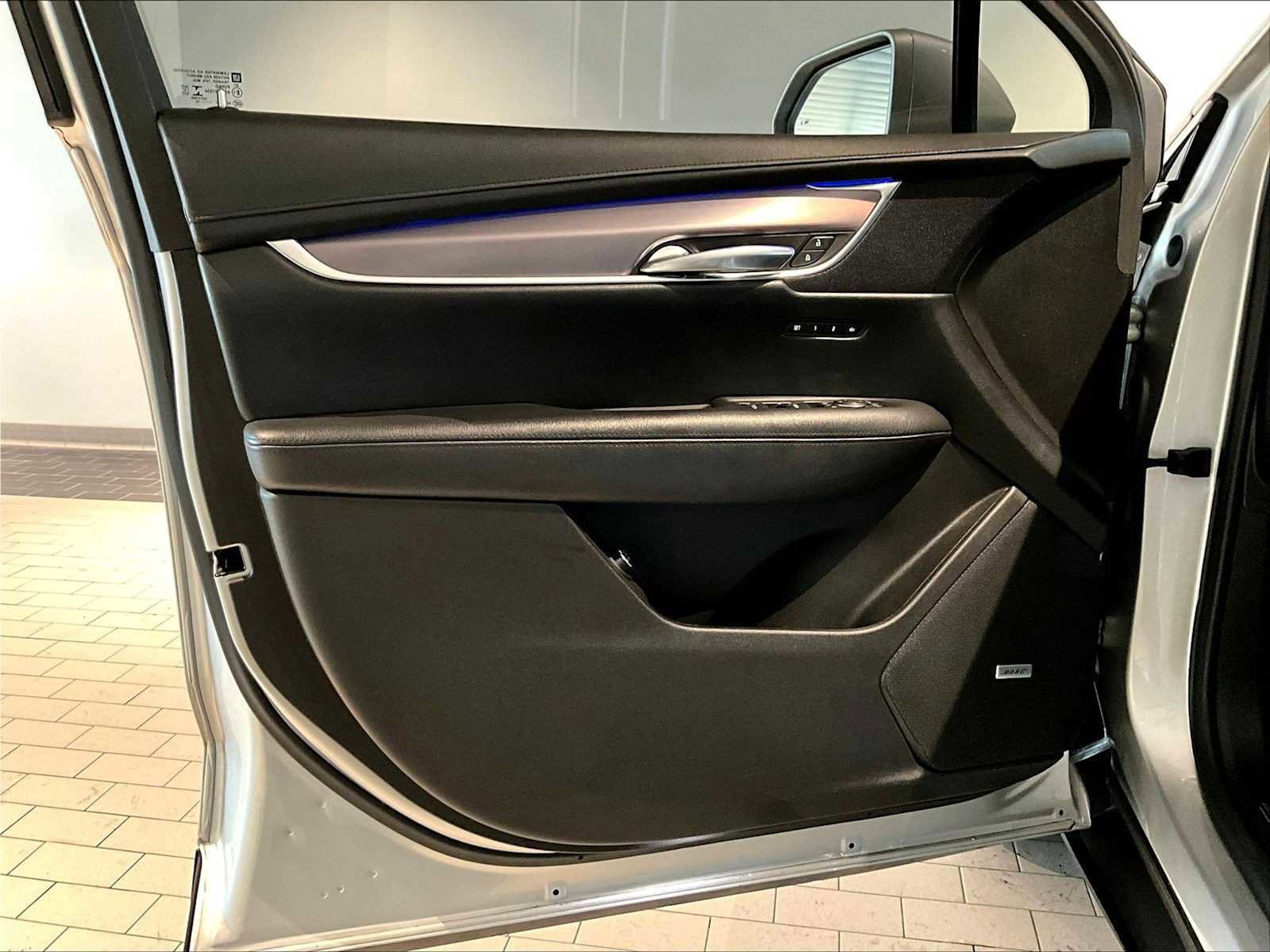 Used 2018 Cadillac XT5 Premium Luxury image 26